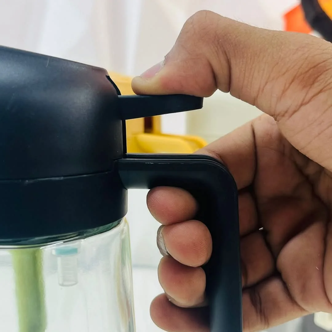 2 in 1 Oil Spray Bottle - Image 4